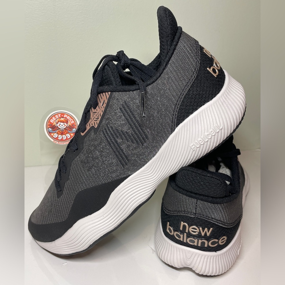 New Balance - Size 8 - Women FuelCell Shift Tr Shoes Black/ Rose Gold Metallic